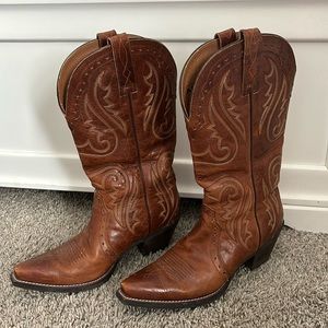 Ariat heritage western cowboy boots